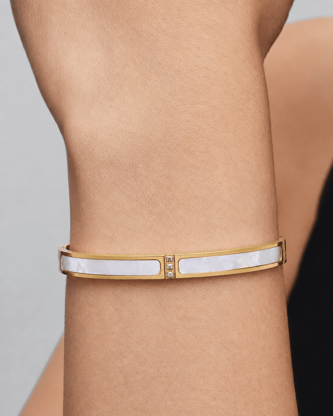 Quiet Tide Stainless Steel 18K Gold Plated Bangle
