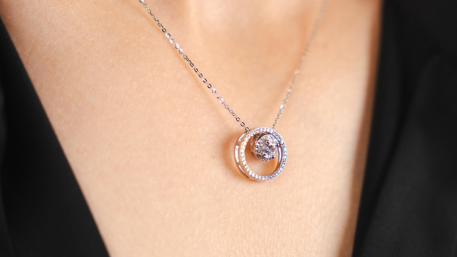 Radiance Halo Pendant